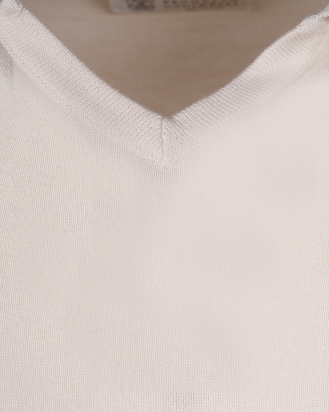 shop BRUNELLO CUCINELLI  Polo: Brunello Cucinelli polo in cotone.
Polo Brunello Cucinelli celeste in cotone da uomo.
Scollo a V.
Colletto.
Maniche corte.
Profili a coste elasticizzate.
Composizione: 100% Cotone.
Made in Italy.. M29800145-CXV04 number 9341993